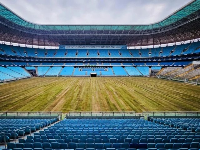 Concluda a troca de grama da Arena do Grmio