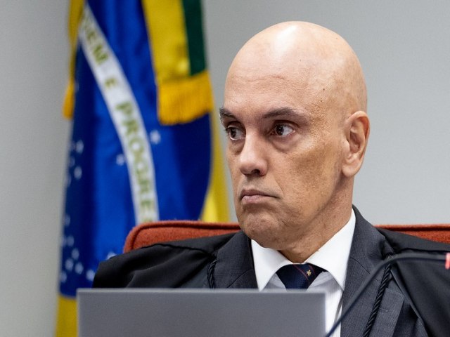 Moraes usou TSE fora do rito para investigar bolsonaristas, diz jornal