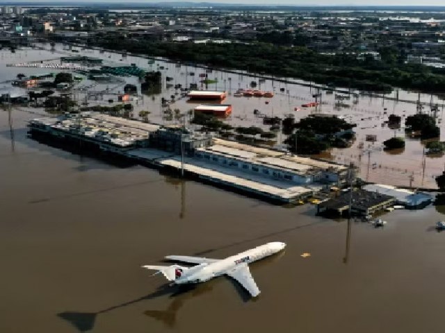 Cerca de 40% da primeira etapa de obra da pista do Aeroporto Salgado Filho est concluda