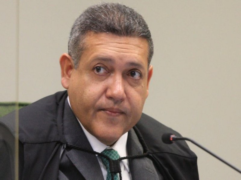 Deciso final sobre bloqueio do X caber ao plenrio do STF