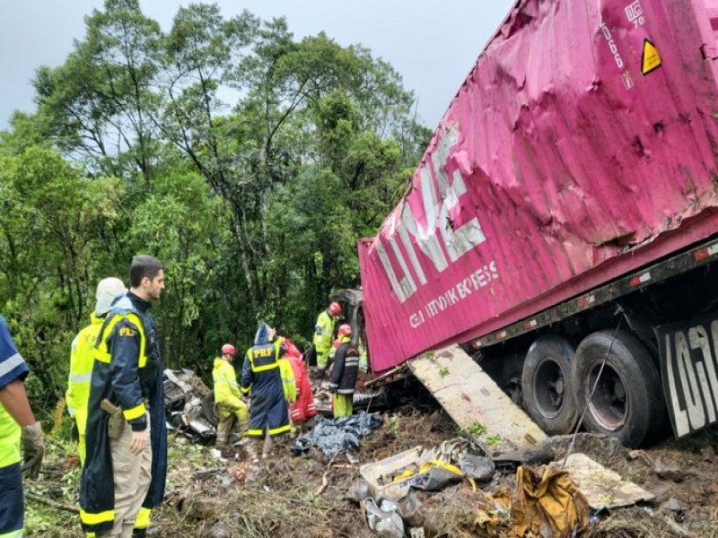 Apenas um dos 10 freios de caminho envolvido em acidente com equipe de remo de Pelotas estava funcionando normalmente, aponta investigao