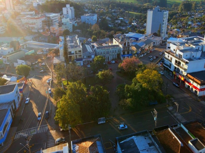 CMARA APROVA CONTAS DE 2021 DO GOVERNO MUNICIPAL DE TENENTE PORTELA