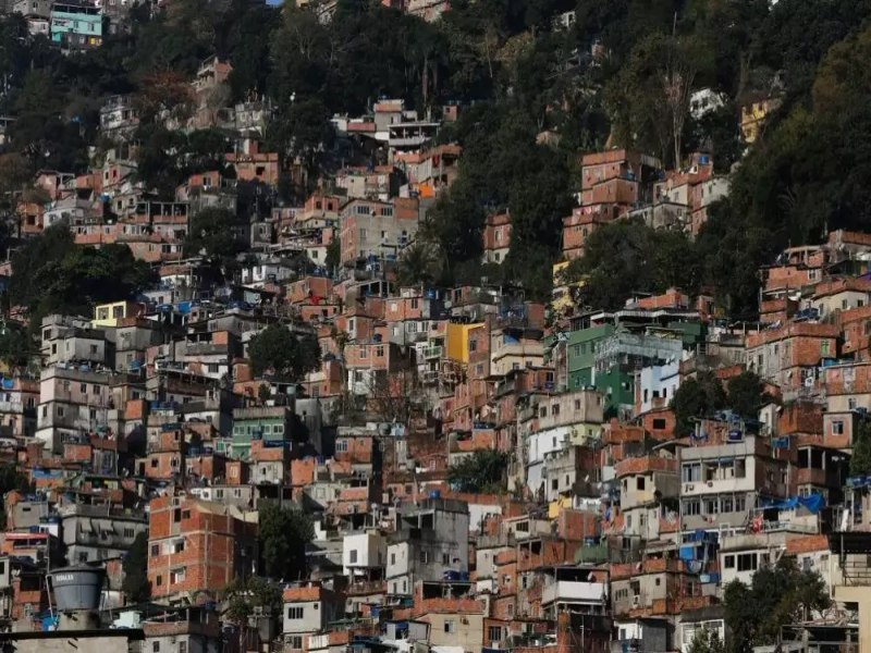 Quase 16,4 milhes de pessoas moram em favelas no Brasil, revela Censo