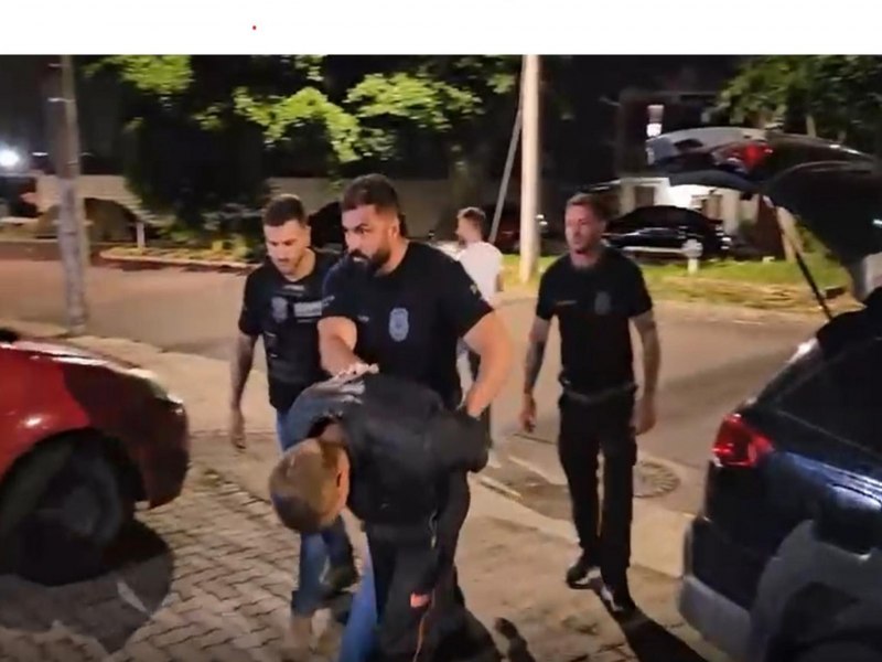 Suspeito de matar jovem com bala perdida em Porto Alegre havia sido preso dias antes com arsenal de munies, mas solto em audincia de custdia