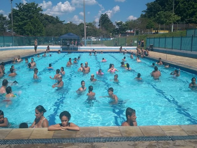 Projeto Vero comea neste sbado em 10 piscinas pblicas de So Jos