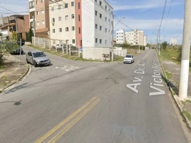 Trecho da Avenida Dr. Avedis Victor Nahas em Taubat  interditado