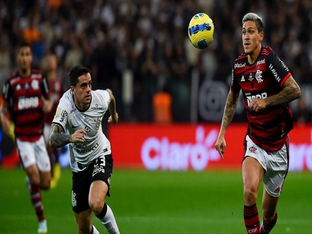 Flamengo e Corinthians buscam ttulo da Copa do Brasil no Maracan