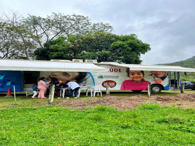 nibus da Sade estar no bairro das Oliveiras, em Pinda, como ao do Outubro Rosa