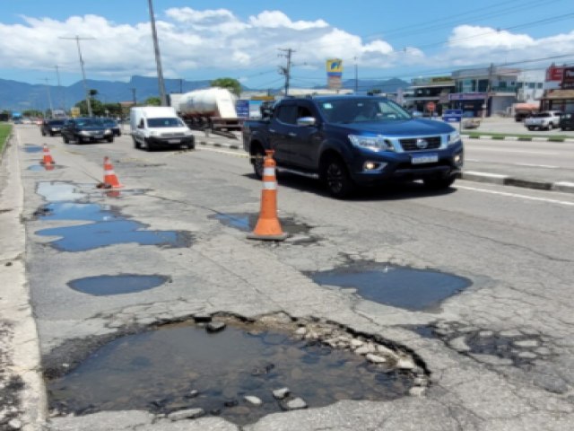 DER faz estudos para recapear Rio-Santos entre Ubatuba e Bertioga