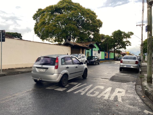 Ateno Motorista! Rua Chile ter mo nica no Parque das Naes, em Pinda