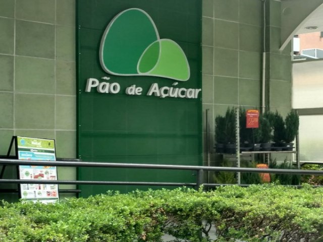 Grupo Po de Acar abre 100 vagas de empregos em Ubatuba