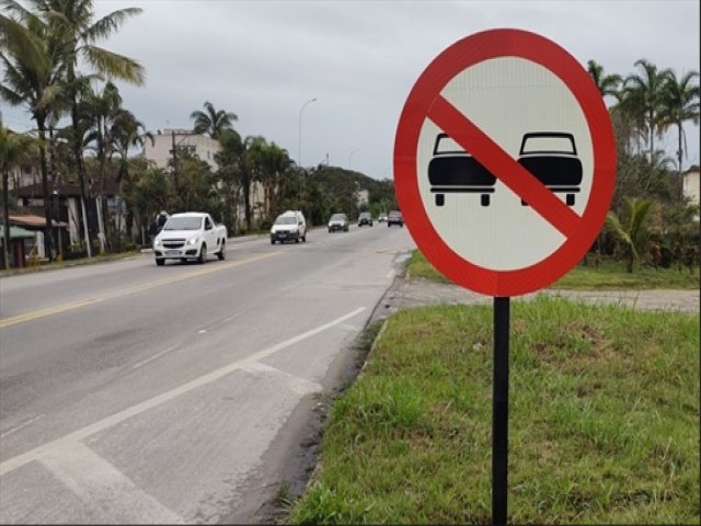 Rio-Santos tem operao pare e siga em trs trechos entre Ubatuba e RJ