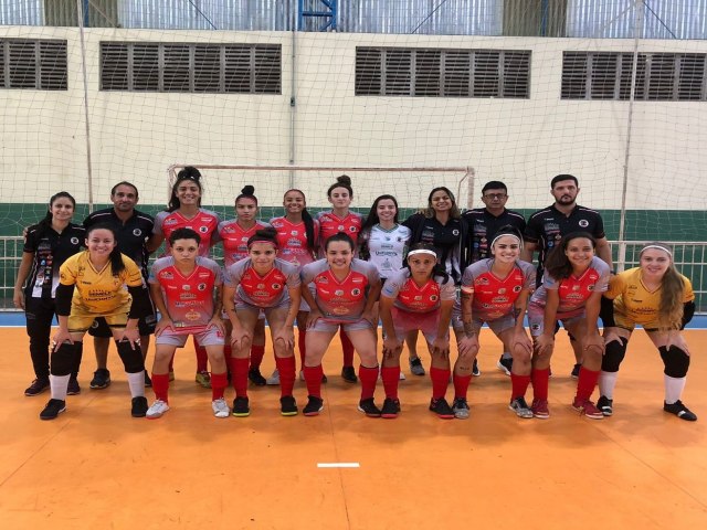 Guerreiras Pinda Futsal disputam final estadual tera e quinta-feira