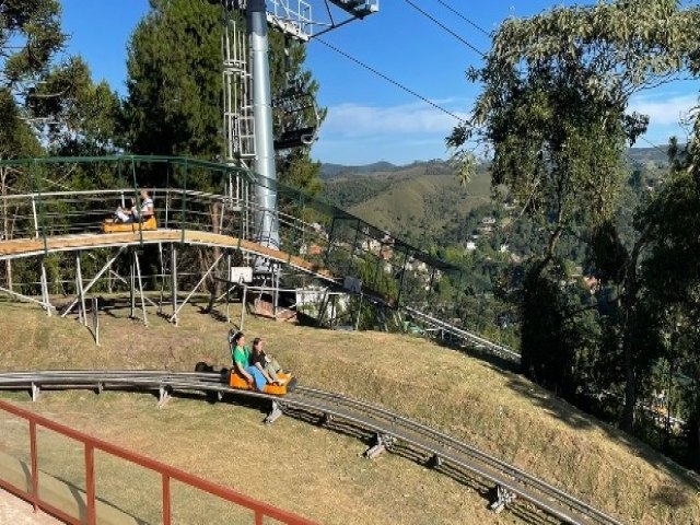 Parque Capivari inaugura Tren de Montanha em Campos do Jordo