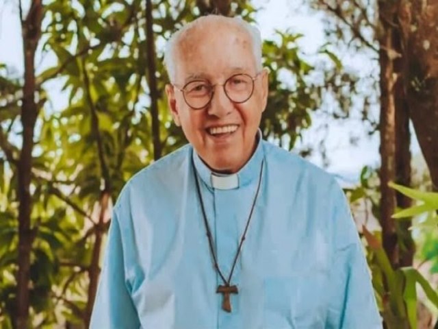 Morre padre Jonas Abib, aos 85 anos, fundador da Cano Nova