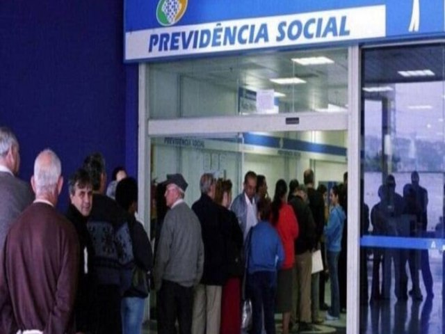 INSS volta a pagar aposentadorias em uma semana