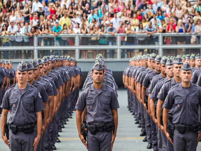 Projeto que aumenta a idade mxima para ingresso na Polcia Militar  aprovado na ALESP