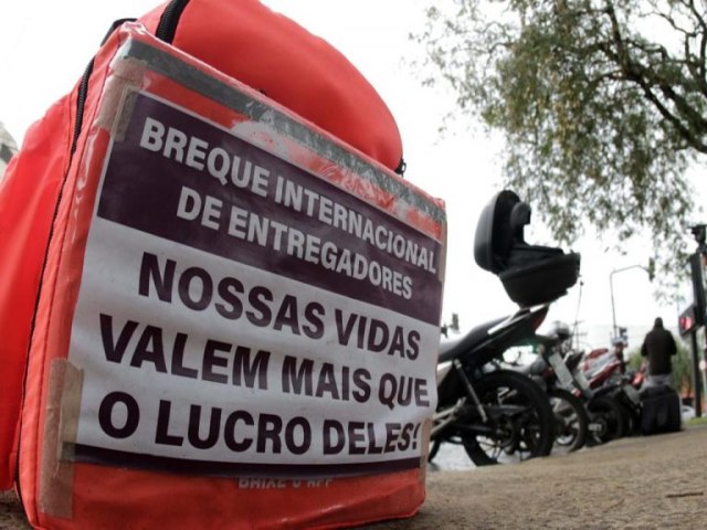 Motoboys devem fazer paralisao dia 25 de janeiro em quatro estados brasileiros