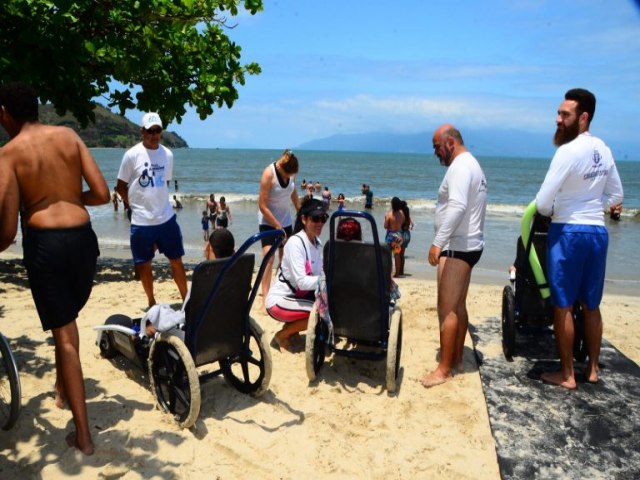 Praia Acessvel retorna com atividades para a temporada de vero em Caraguatatuba 