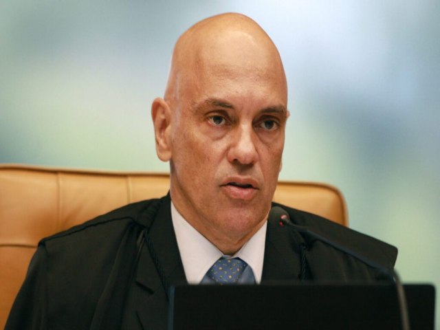 Moraes determina priso do ex-comandante da PM e de Anderson Torres