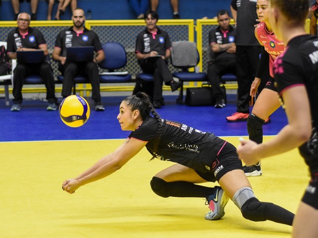 Vlei Taubat visita o Recife Vlei pela sequncia da Superliga B Feminina