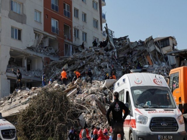 Nmero de mortos em terremoto na Turquia e Sria passa de 45 mil