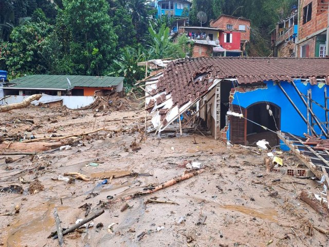 Centro de monitoramento emitiu alertas trs dias antes dos temporais