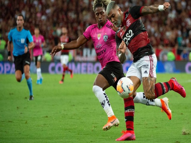 Flamengo enfrenta Del Vall em busca do ttulo da Recopa Sul-Americana