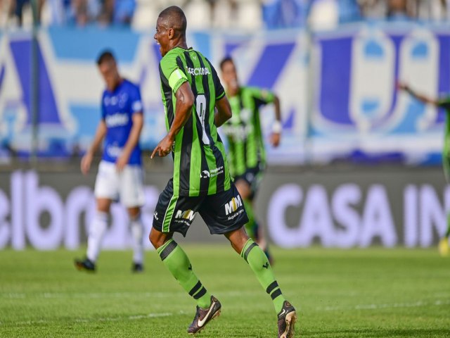 Amrica-MG vence Cruzeiro e fica muito perto da final do Mineiro