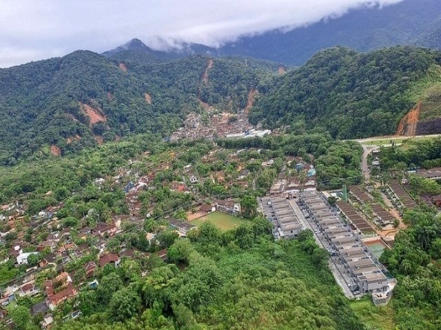 Governo do Estado inicia a construo de 704 moradias para vtimas das chuvas em So Sebastio