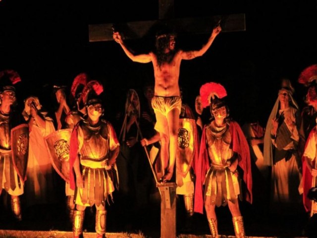 Encenao da Paixo de Cristo deve atrair grande pblico nesta sexta-feira, em Ubatuba