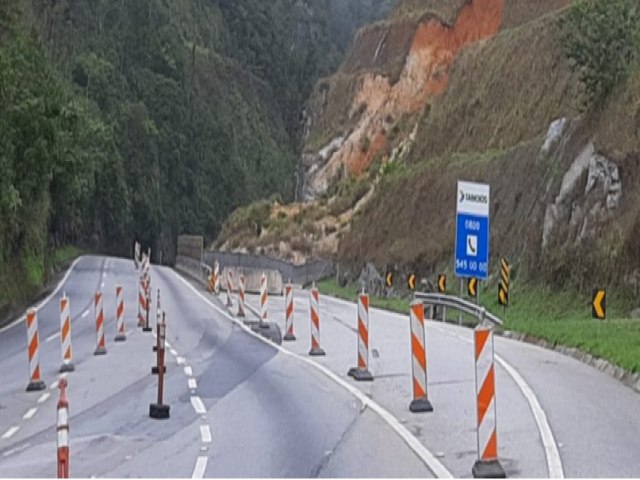 Km 52 da Rodovia dos Tamoios foi liberado aps sete anos de interdio