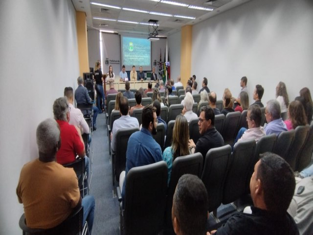 Prefeitura de Pinda apresenta modernizao do Cdigo de Posturas em audincia pblica