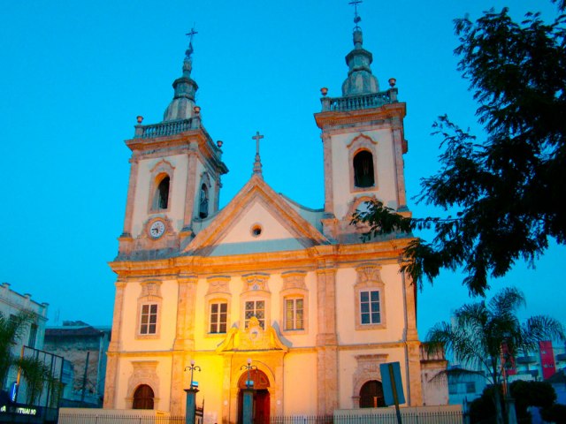 Santurio Nacional d incio  Novena de Pentecostes nesta tera-feira (16)