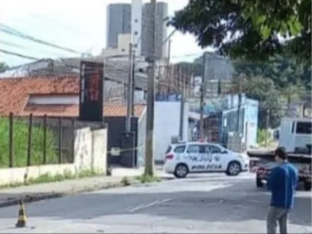 Motociclista morre ao tentar ultrapassar carro em avenida de Taubat