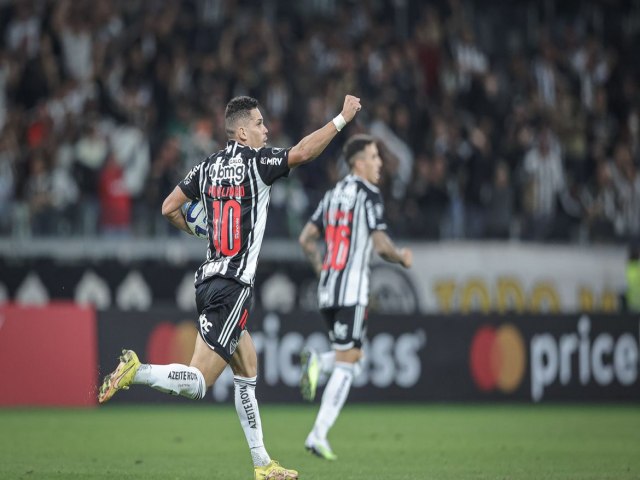 Libertadores: Paulinho decide e Atltico-MG vence para continuar vivo