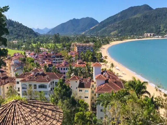 Litoral Norte tem nove praias imprprias para banho no fim de semana