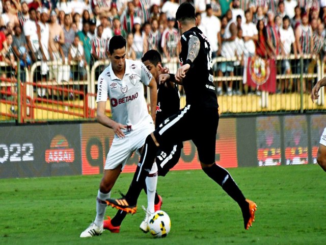 Sem vencer h 5 jogos, Fluminense recebe Bragantino pelo Brasileiro