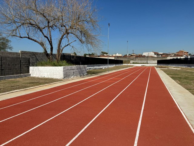 Pindamonhangaba inaugura Centro de Iniciao Esportiva no Crispim