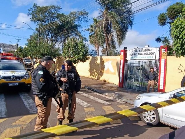 Ex-aluno dispara contra estudantes e mata adolescente em escola no PR