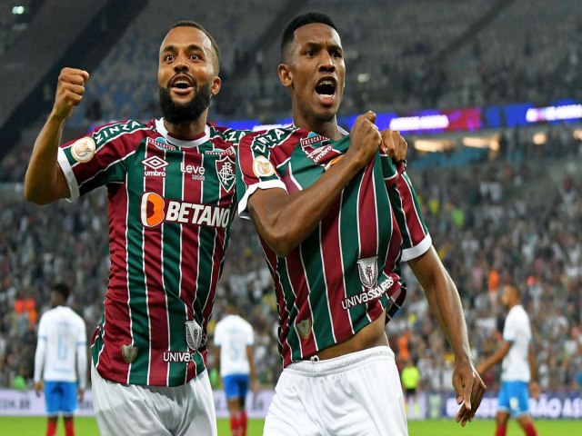 Em jogo de superao, Fluminense derrota Bahia no Maracan