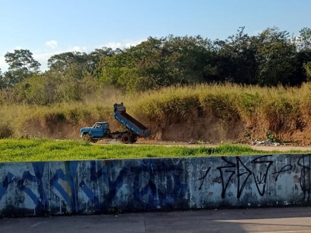 Prefeitura de Pinda autua e multa quem realiza descarte irregular de material e lixo