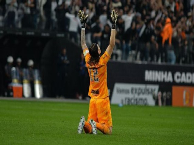 Cssio brilha, Corinthians vence o Amrica-MG nos pnaltis e encara So Paulo na semi da Copa do Brasil