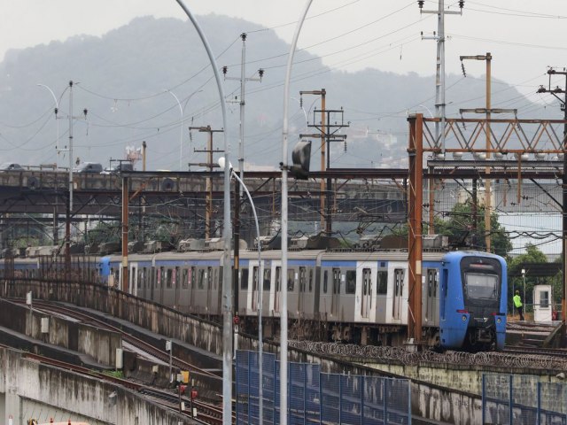 Blecaute fecha 37 estaes de trem no Rio por cerca de um dia