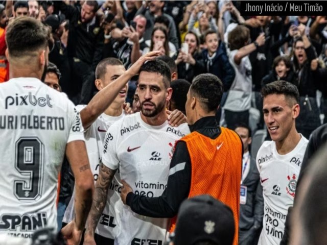 Corinthians encara o Bahia para se afastar da zona de rebaixamento do Brasileiro