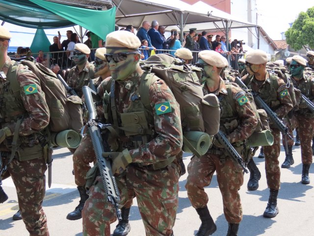 Moreira Csar recebe desfile comemorativo  Independncia do Brasil