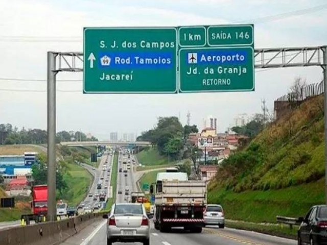 Via Dutra e Rio-Santos devem receber um milho de veculos no feriado