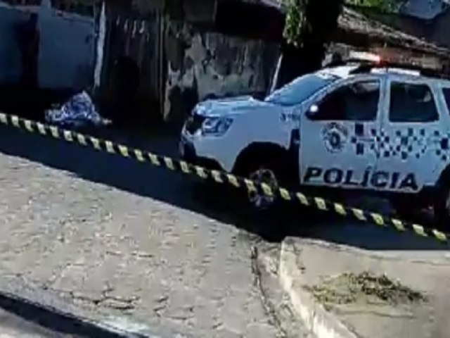 Mulher  assassinada com pedrada na cabea na Costa Norte de So Sebastio