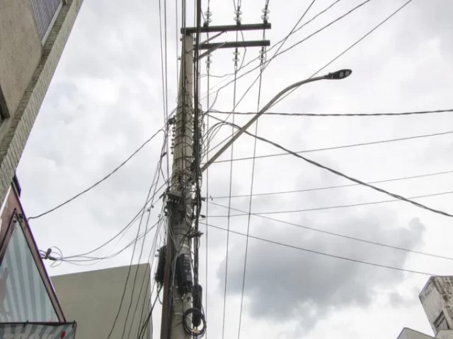 Taubat: Cmara promulga lei que suspende cobrana da taxa de luz 