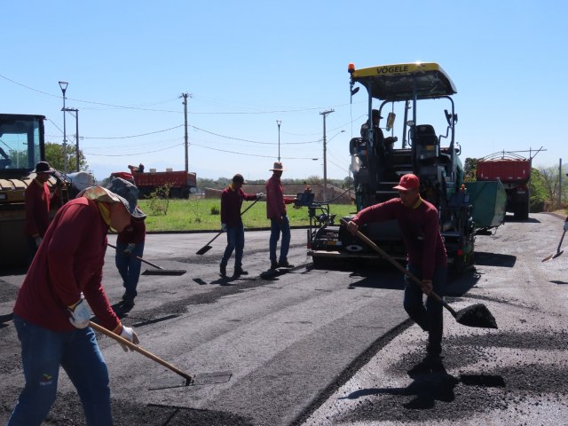 Obras de recapeamento asfltico so finalizadas no Feital e seguem para regio leste de Pinda